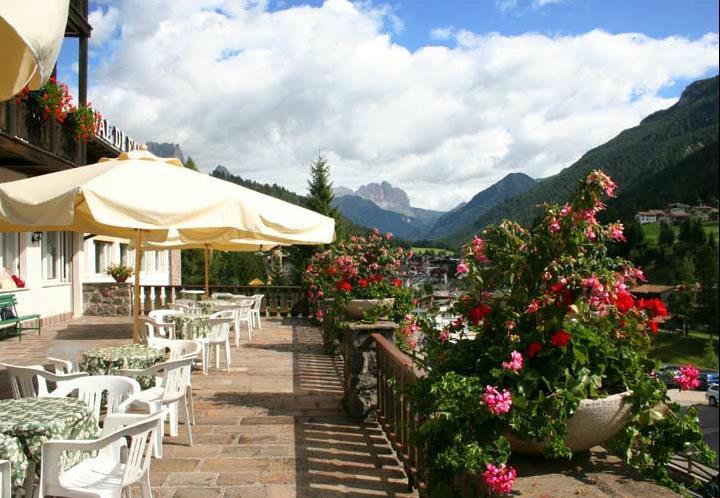 Hotel Val Di Fassa Soraga Exterior photo